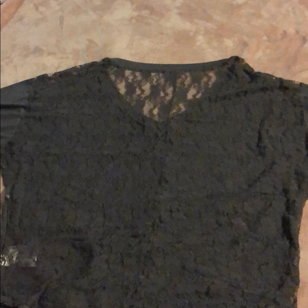 Top - Picture 2 of 2